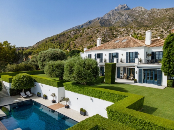 CASA CASTAÑA -Charming Marbella - Luxury Real Estate