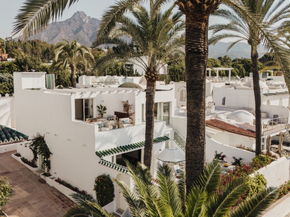 OASIS CLUB10