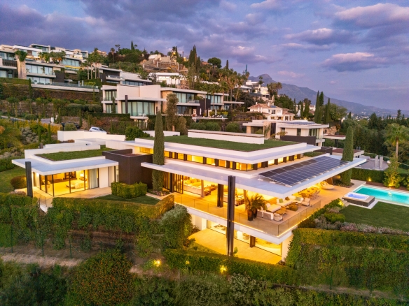 THE HILLS 1